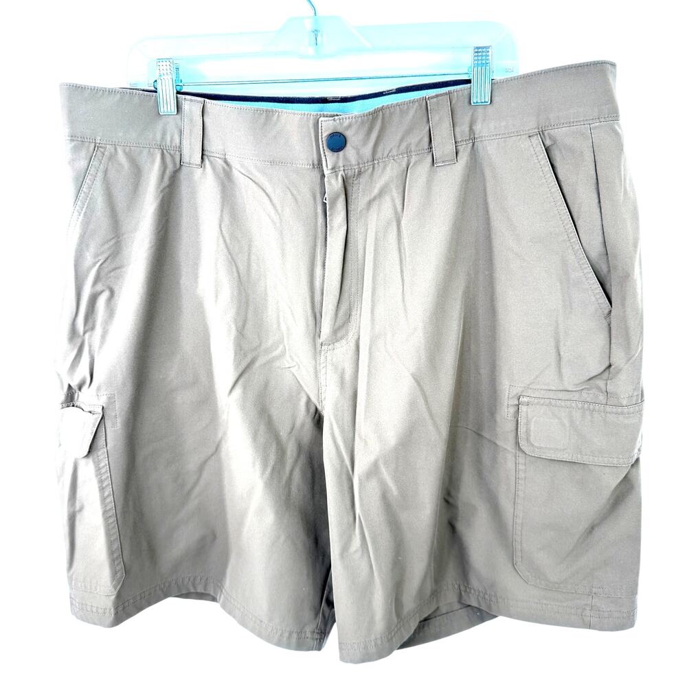 Orvis Men's Ermine Performance Cargo Hiking Fishing Shorts SIZE 40